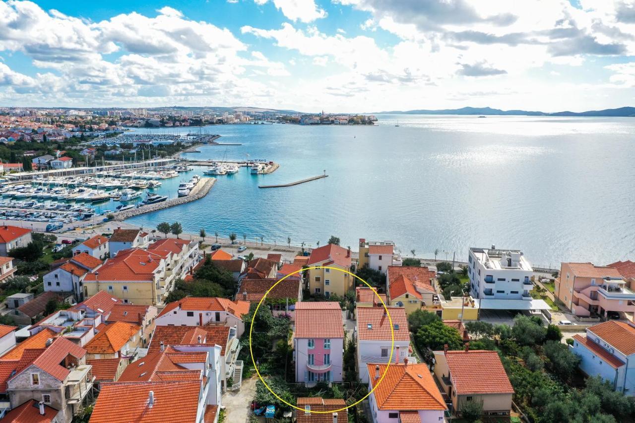 Apartment Puntamika Villa De Rosa - Ground Floor Ζαντάρ Εξωτερικό φωτογραφία